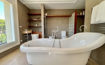 Property slide 40