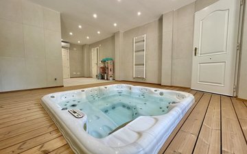 Property slide 50