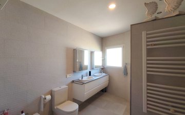 Property slide 30