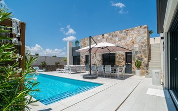 Property slide 22