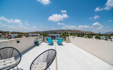 Property slide 32