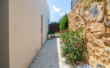 Property slide 36