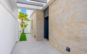 Property slide 32