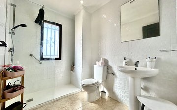 Property slide 14