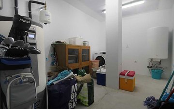 Property slide 35