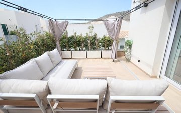Property slide 22