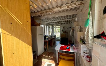 Property slide 16