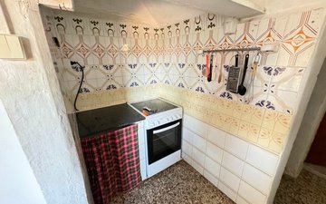 Property slide 21