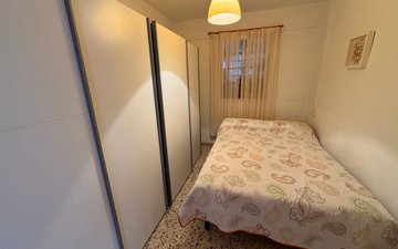 Property slide 25