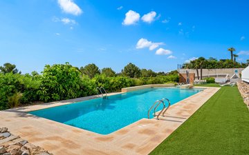 Property slide 23