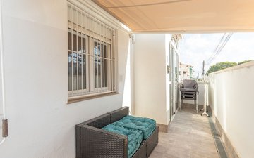 Property slide 18