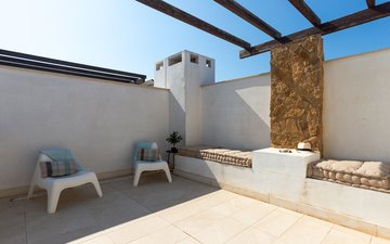 Property slide 44