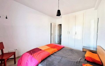 Property slide 21