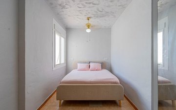 Property slide 31