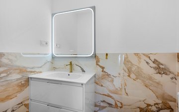 Property slide 19