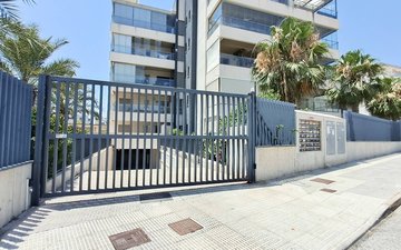 Property slide 44