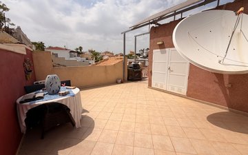 Property slide 32