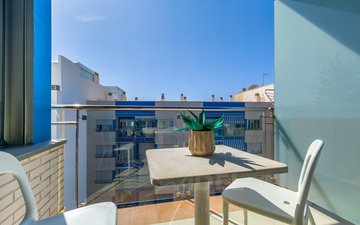 Property slide 16