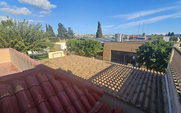 Property slide 5