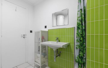 Property slide 19