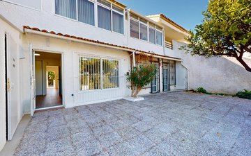 Property slide 20