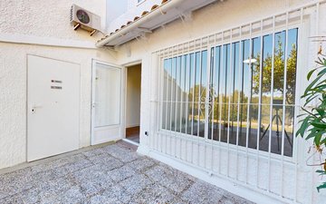 Property slide 21