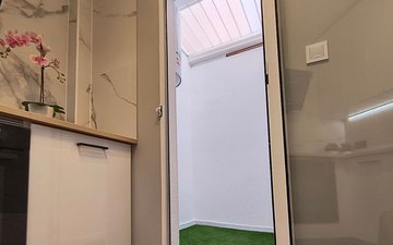 Property slide 16
