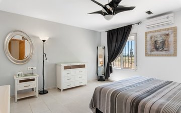 Property slide 20