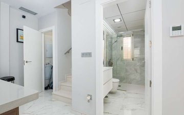 Property slide 33