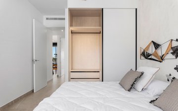 Property slide 18