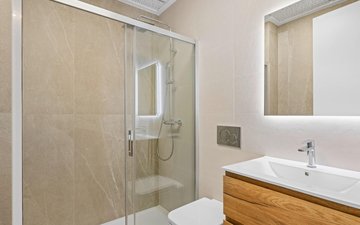 Property slide 20