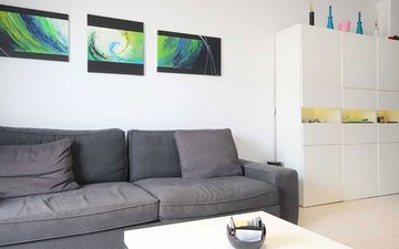 Property slide 10