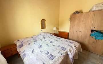 Property slide 24