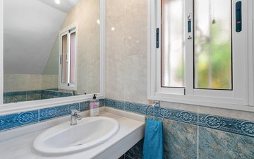 Property slide 14