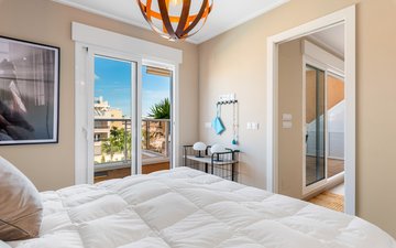 Property slide 17