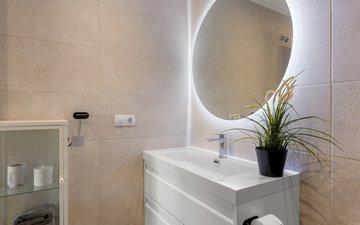 Property slide 20