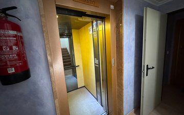 Property slide 25