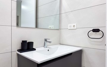 Property slide 20