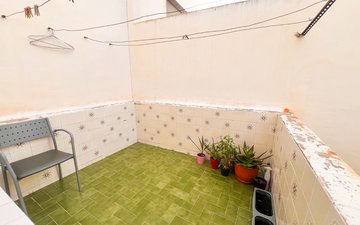 Property slide 40