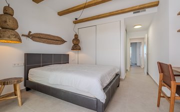 Property slide 25