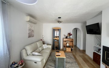 Property slide 15