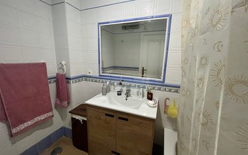 Property slide 27