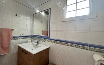Property slide 39