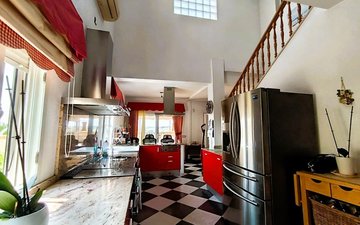Property slide 17