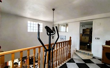 Property slide 22