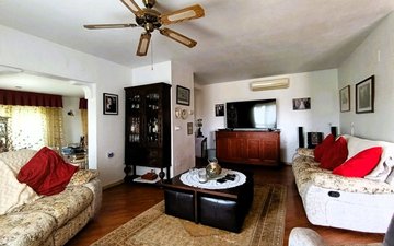 Property slide 30