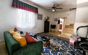 Property slide 50