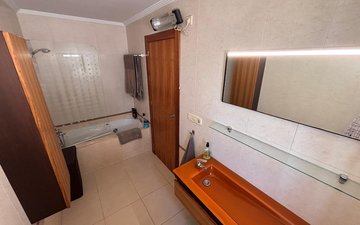 Property slide 14