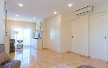 Property slide 25