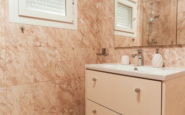 Property slide 40